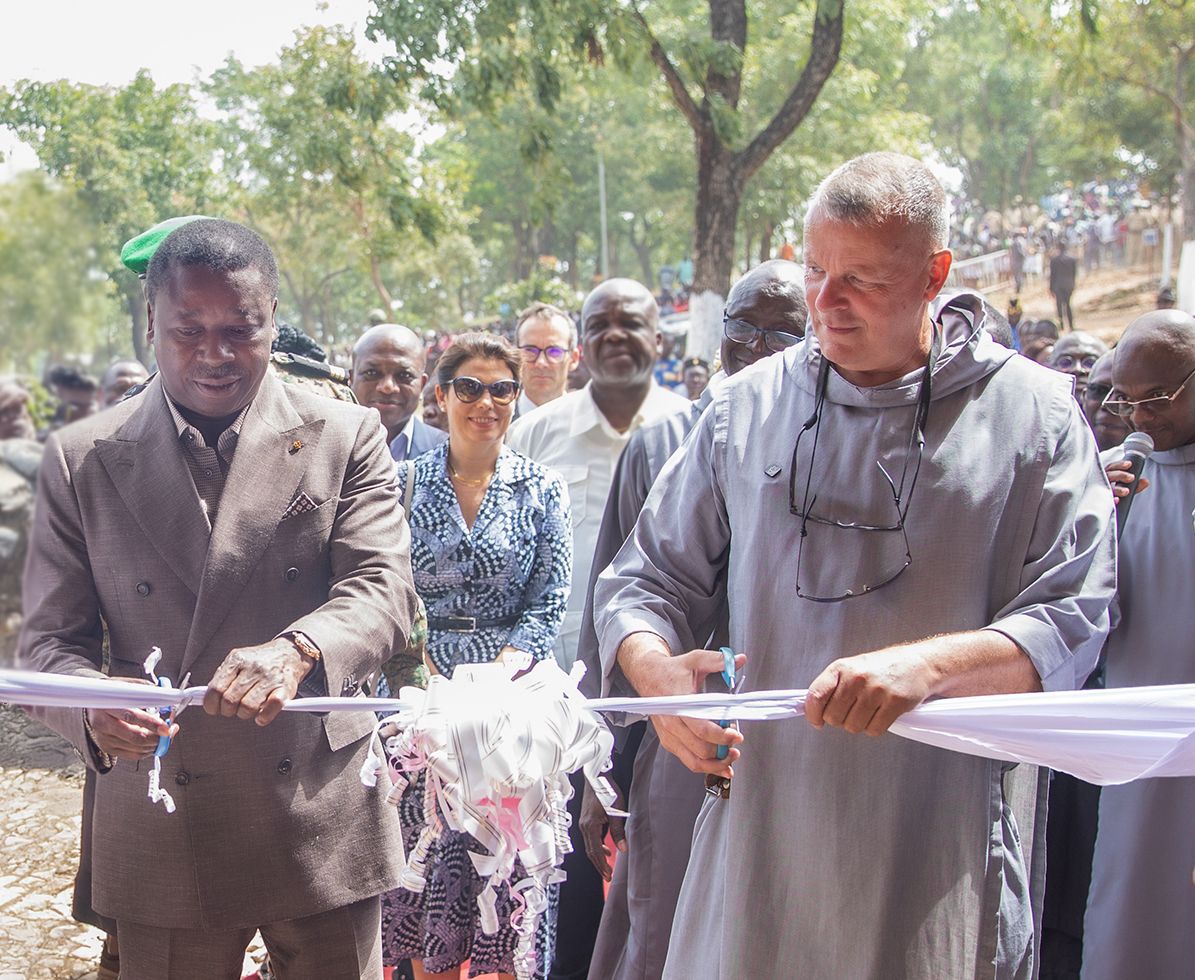 A Djamdè: le président Faure Gnassingbé inaugure le premier centre de ressourcement de Kara